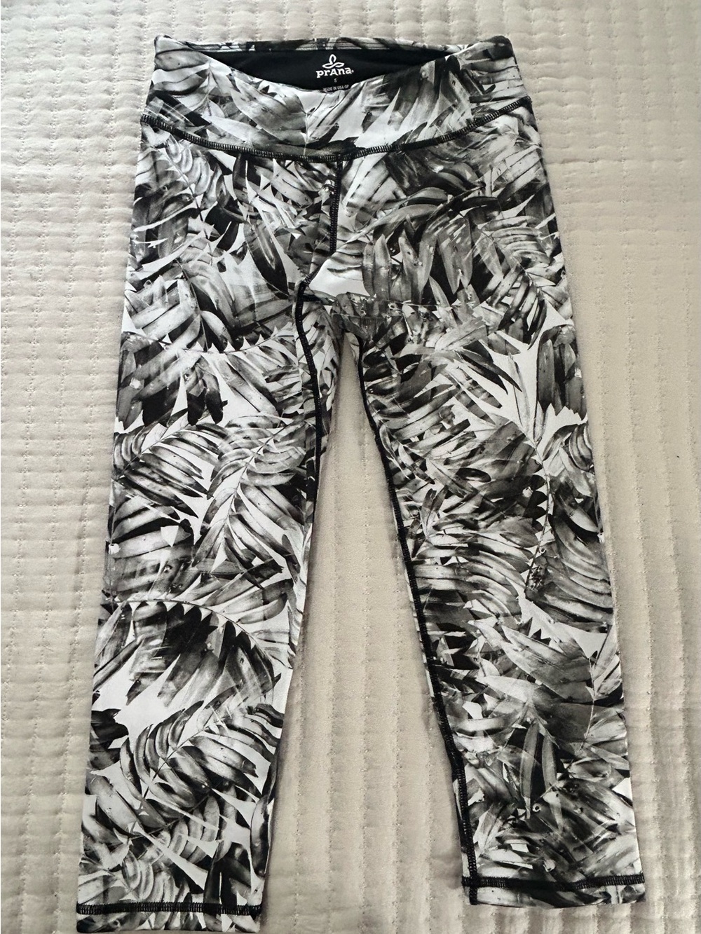 Prana Black & White Tropical Leaf Print Leggings
